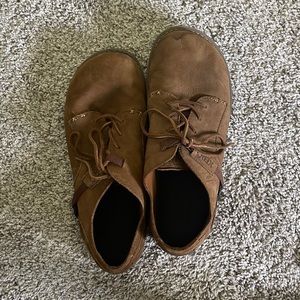Xero men’s shoes 10.5 brown with shoelaces - gently used